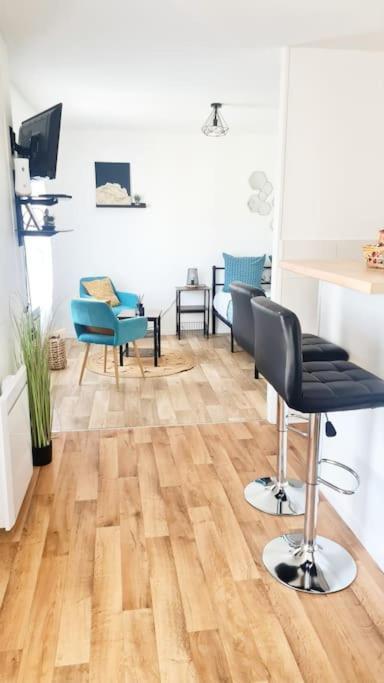 Apartament Le Petit Cocon Bleu Flers  Zewnętrze zdjęcie